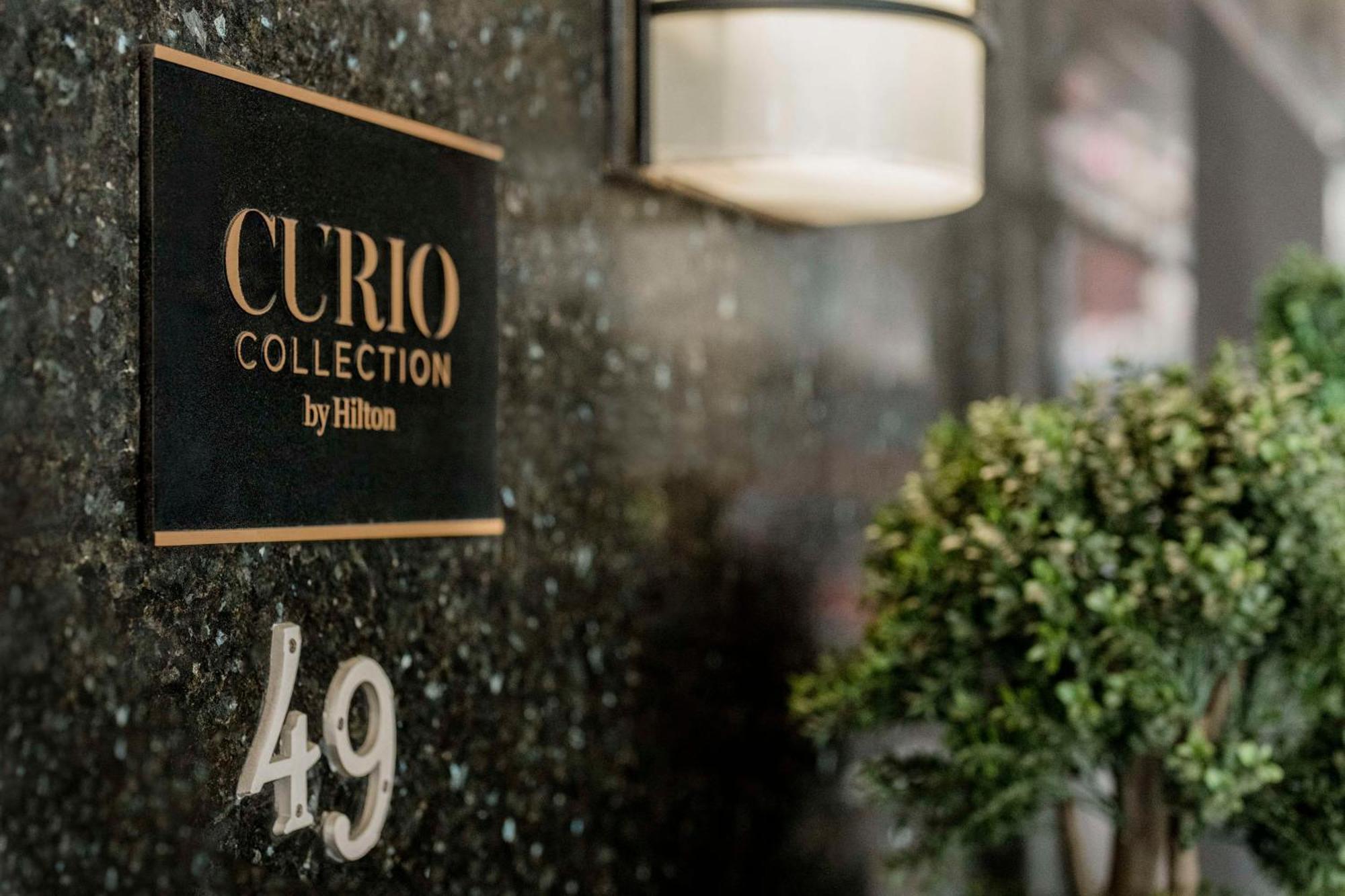 Готель Martinique New York On Broadway, Curio Collection By Hilton Екстер'єр фото